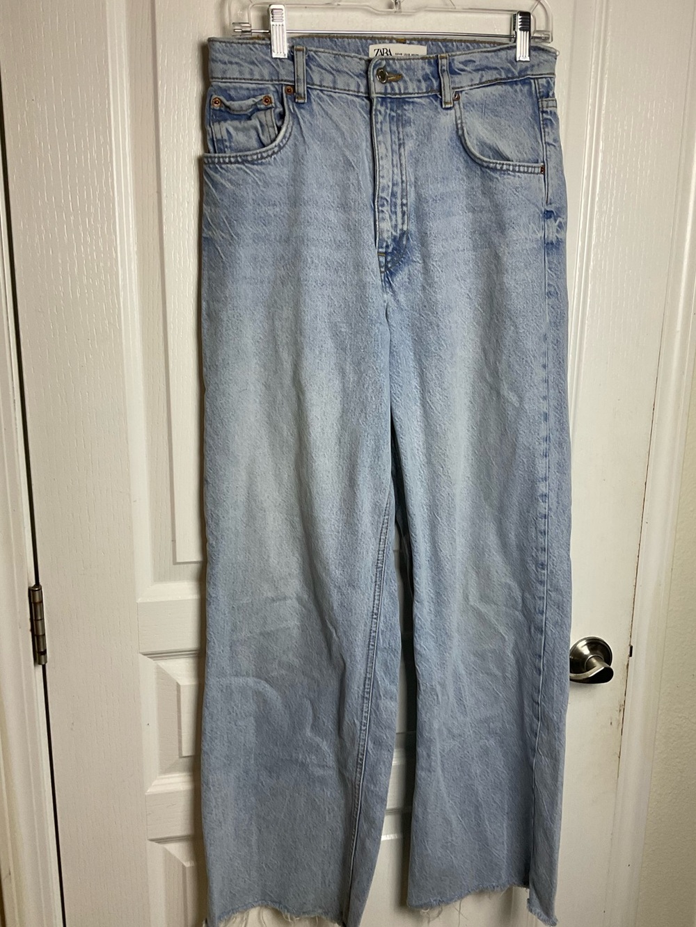 Zara 90s Full Length Wide Leg Jeans Light Wash Size 8 - Picture 2 of 9